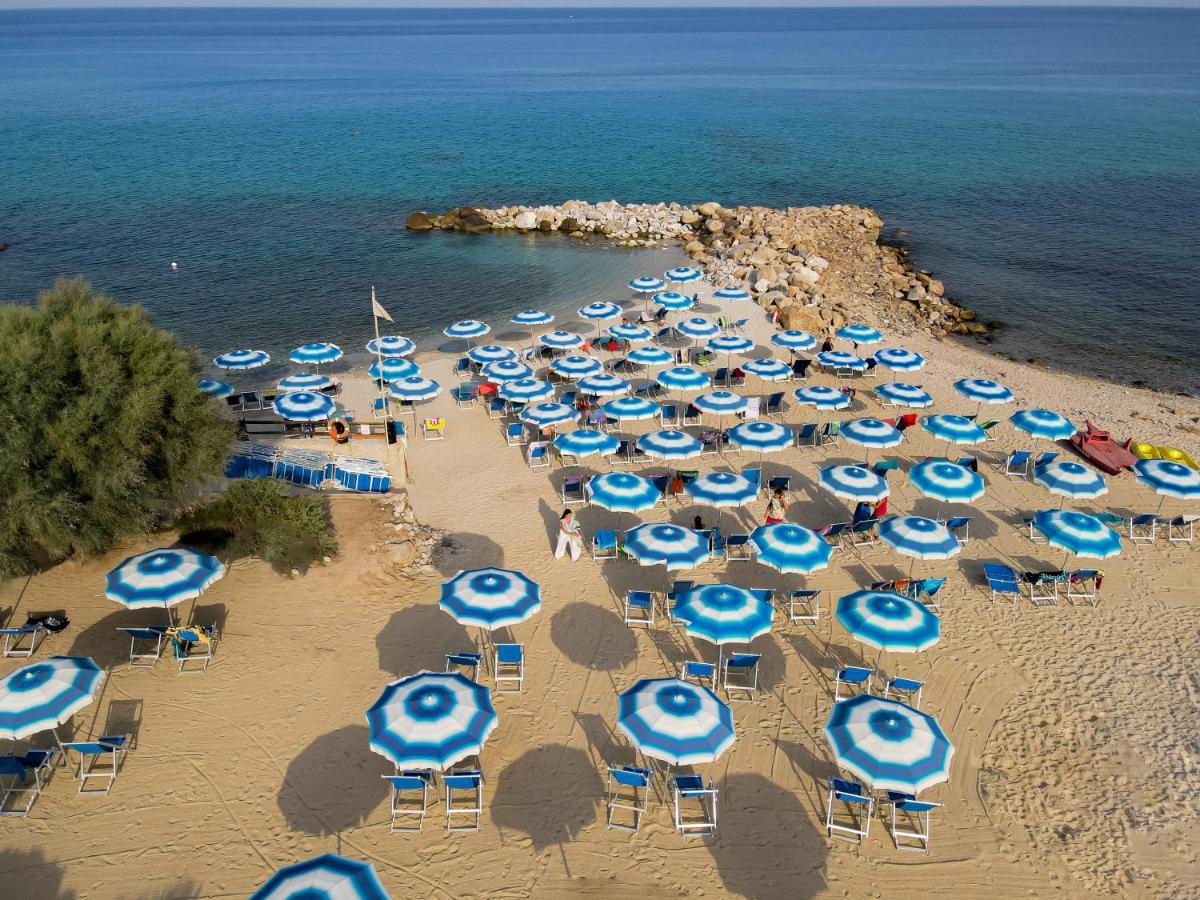 Villaggio Torre Ruffa Robinson Capo Vaticano Exterior foto