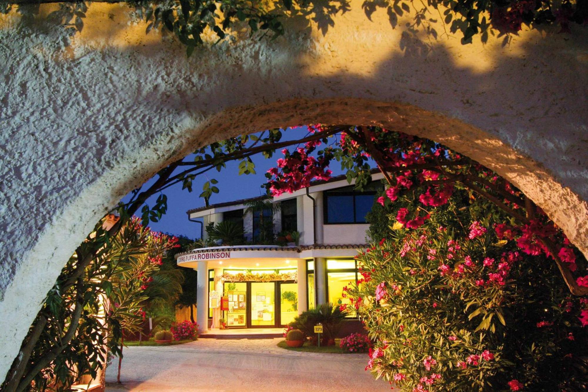 Villaggio Torre Ruffa Robinson Capo Vaticano Exterior foto