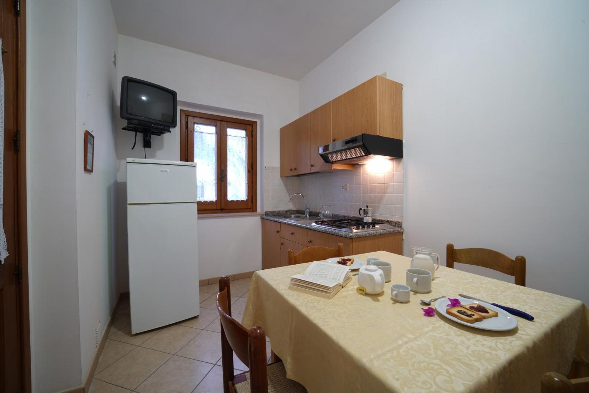 Villaggio Torre Ruffa Robinson Capo Vaticano Quarto foto