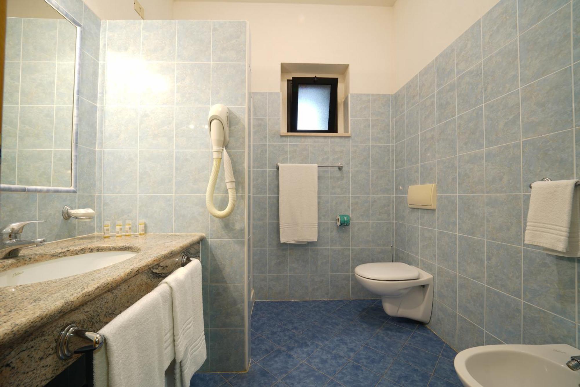 Villaggio Torre Ruffa Robinson Capo Vaticano Quarto foto
